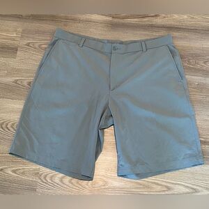 Nike Golf Tour Performance Gray Lightweight Shorts Vented Mens size 40